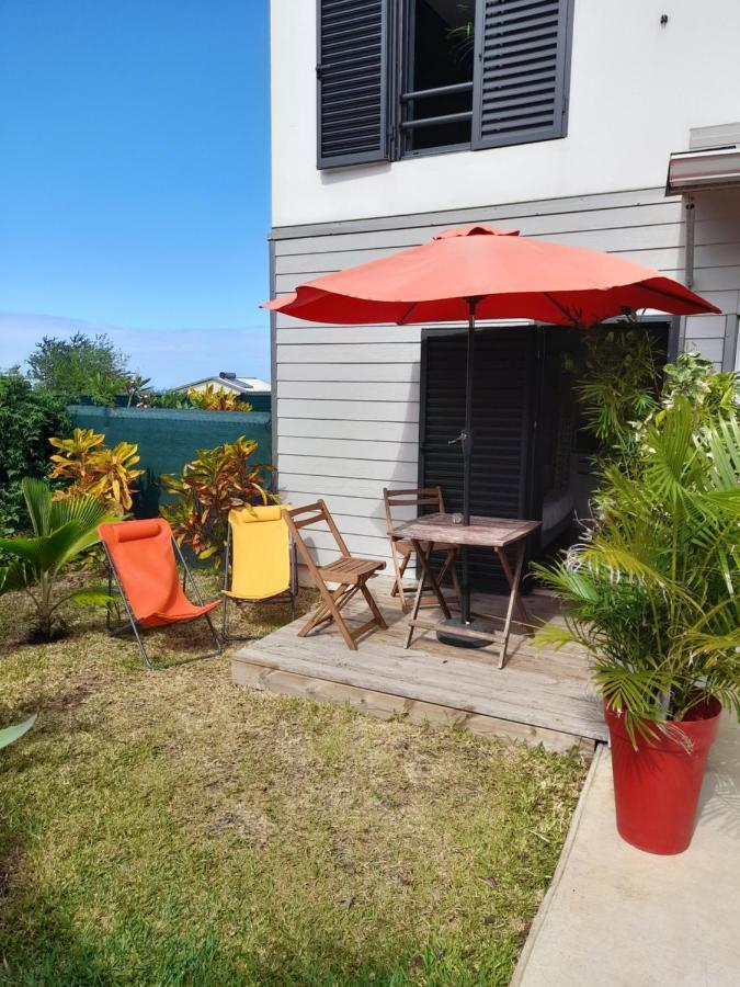 Chambre Avec Salle De Bain, Wc Et Terrasse L'Etang-Sale ภายนอก รูปภาพ